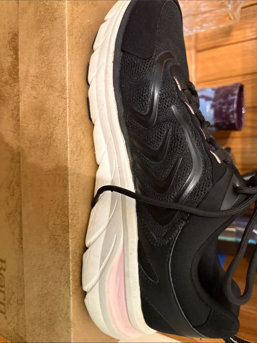 Easy Spirit Evolve Black Lace-Up Sneakers with Pink Stitch Detail